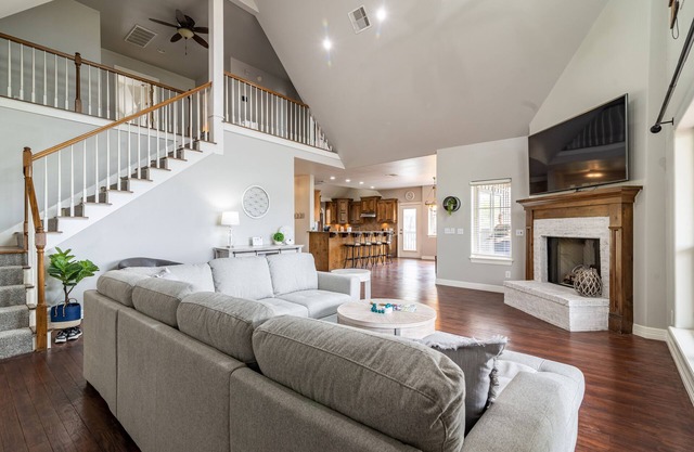 Stunning Skiatook Lake Three Story Getaway