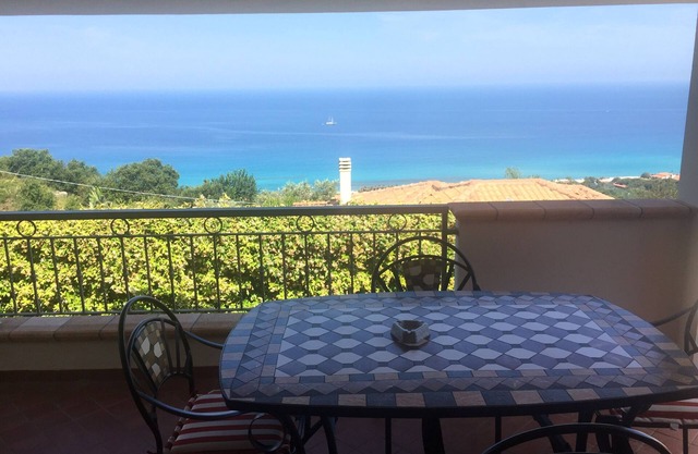 Villa Querencia: Zambrone / Tropea - Air Cond. WIFI - MEERBLICK - Beste Sonnenuntergänge.