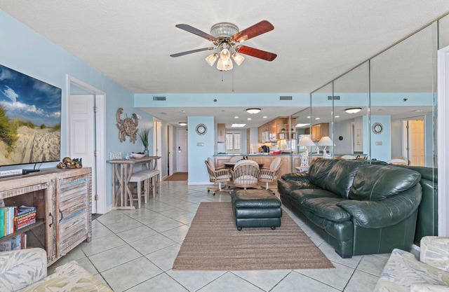 Stunning Top-Floor 3BR Condo 1306 with Panoramic Gulf Views