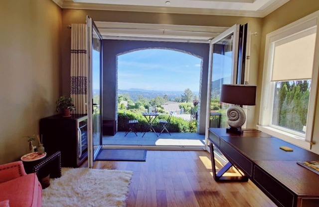 Stunning view in beautiful BP(studio-type stay)