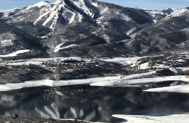 Stunning View of Deer Valley - Minutes to the Lifts - Like New Townhome
