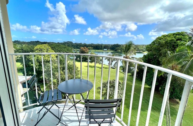 Stunning Views Best location in Hilo 2BR modern Condo