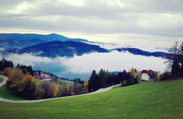 Atemberaubende Aussicht vom Haus auf dem Hügel