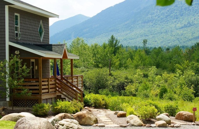 Aussichtspunkt Bergchalet: Luxus, Hot Tub, Hundefreundlich, 1. 15 km nach Whiteface, Blick auf die Berge, 12 Personen, Sauna & Kamin
