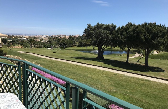 Atemberaubende Aussicht über Boavista Golf Course & Pool -fabulous große Wohnung