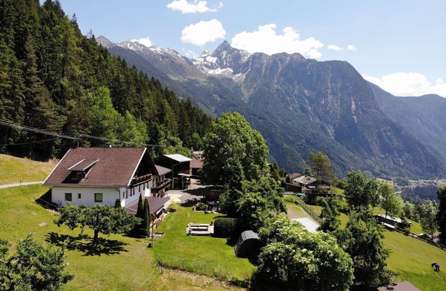 Wunderbares Ferienhaus für 5 Personen mit W-LAN, TV, Balkon und Parkplatz