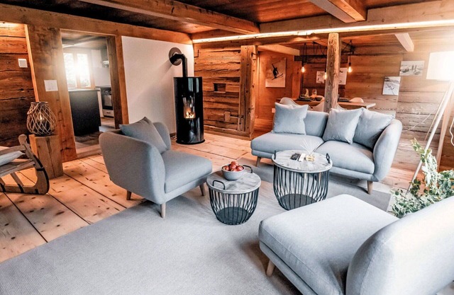 Wunderbares Ferienhaus für 2 Personen mit W-LAN, TV, Innenhof, Panoramablick und Parkplatz