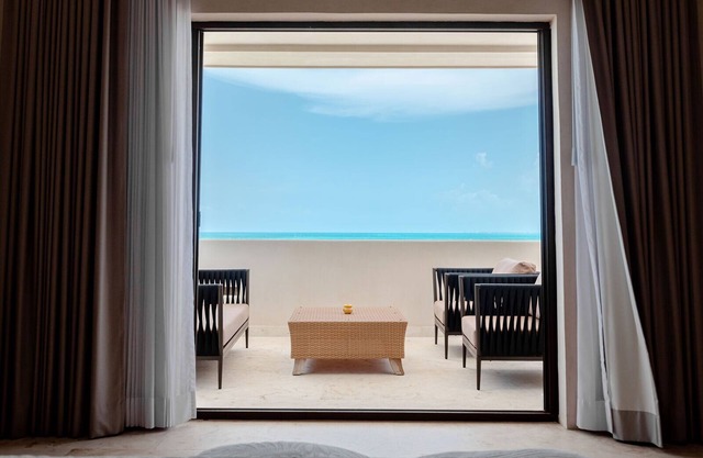 Stunning villa in beautiful and secluded beach