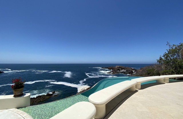 Impresionante villa con vistas panorámicas al mar - Casa Papelillo