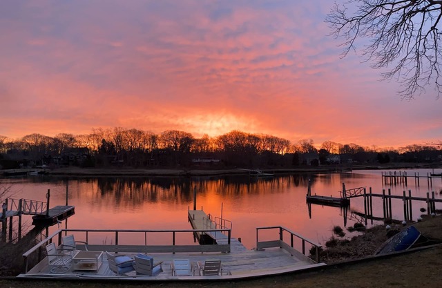 Stunning, Waterfront, newly renovated cottage with deck on water.