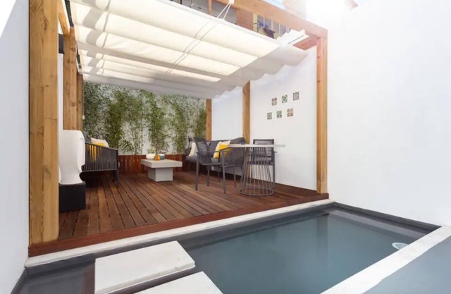 STUPENDO-2BR- Patio, Refresh Pond-A/C-Center-Free Park