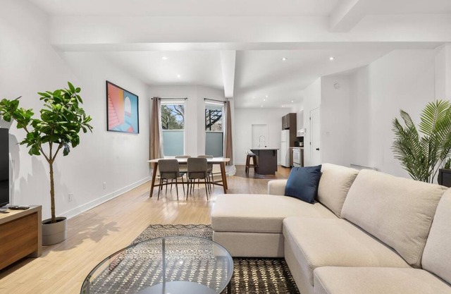 Stylish 1Bedroom/1Bathroom in Plateau Mont-Royal