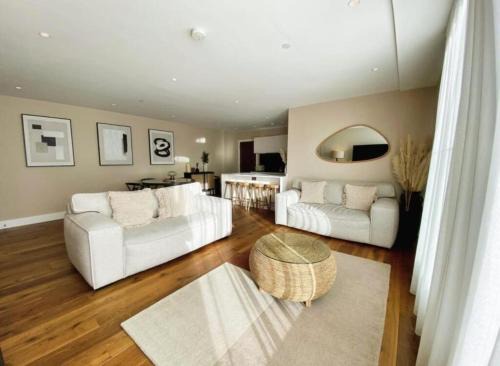 Stylish 2-Bedroom Apartment Near York Minster, Rydale House - Sleeps 4