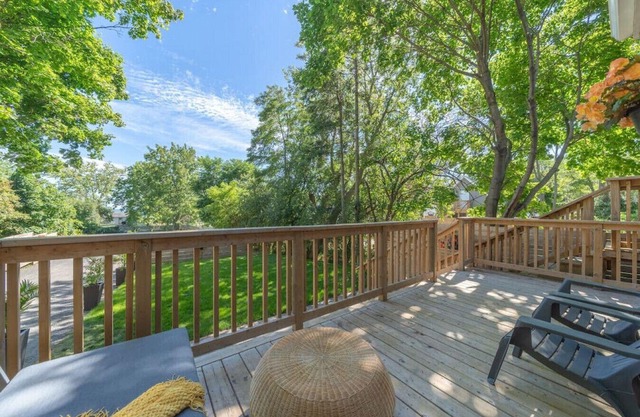 Stylish 2-bedroom, Downtown Wellington