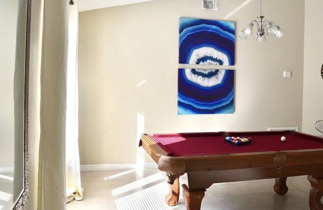 Stylish 3-Bedroom Home w/ Game Room