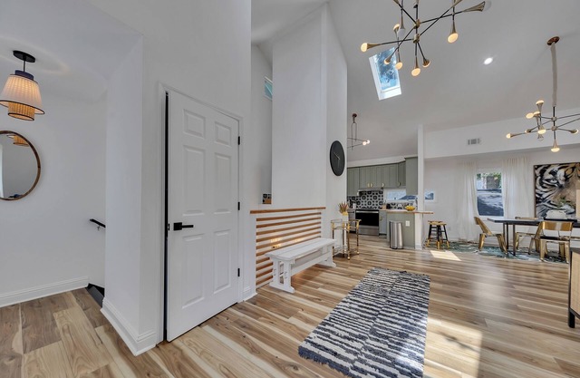 Stylish 3BR/3BA upper unit in fully remodeled 1920s duplex. Vaulted ceilings, updated kitchen, smart TVs, and private balcony. Perfect for families or groups in walkable Inman Park near BeltLine, dining, and MARTA.