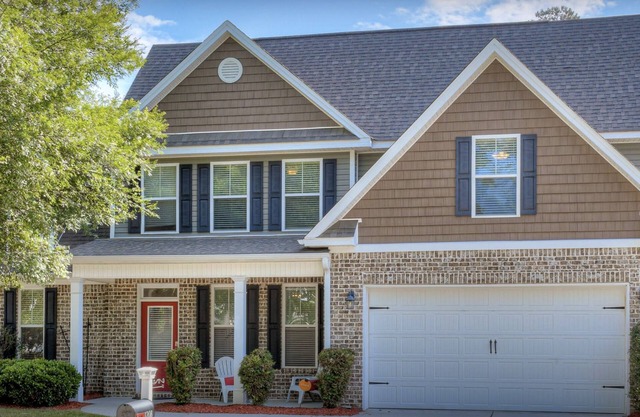 Stylish and Inviting Four Bedroom 2025 Masters Rental
