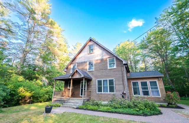 Stylish and Sun Filled Home With Tripp Pond Access