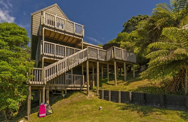 Stilvolles Strandhaus Komfort in eindrucksvollen Lage