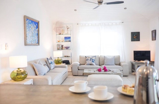 ❊Stylish & Chic 1 Bedroom Private Hillside Villa❊