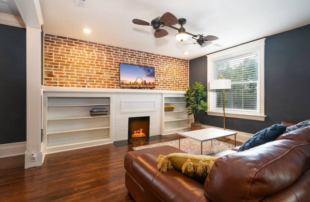 Shaw Whole Home · Shaw by the Garden - 2 Family Fully Reno'd!