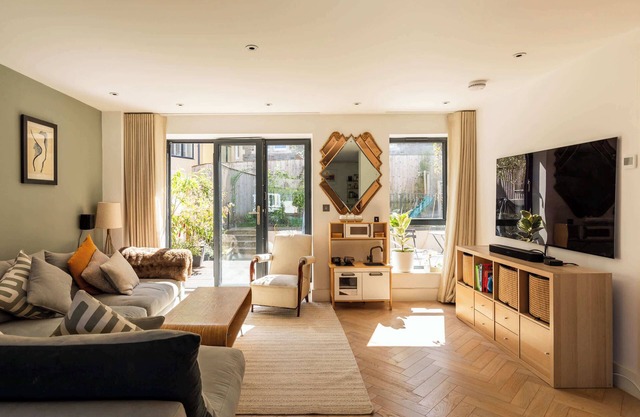 Stylish Family Home with Garden