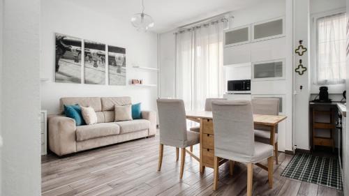 Stylish Flat Near San Siro - Metro WiFi & AC