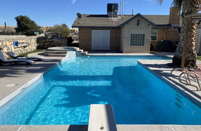 STYLISH & FUN on El Paso's Eastside