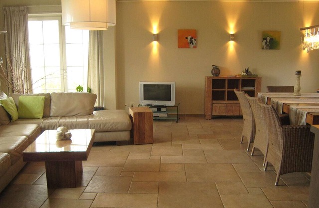 Stilvolles Ferienhaus in Zuidzande mit Sauna
