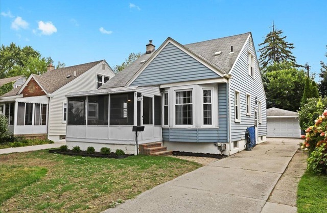 Stylish Metro Detroit Gem/Renovated w/Game Room