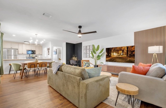 Stylish Mid-century Modern 3-bedroom 2.5 bath townhome in awesome Tallahassee