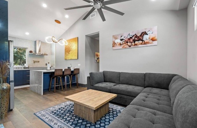 Stylish & Modern Private Getaway in Fremont!
