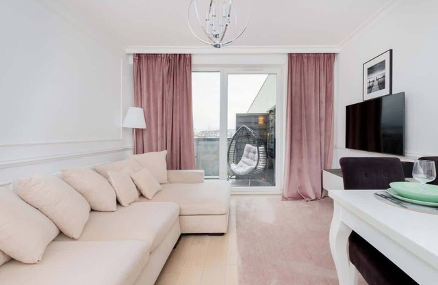 Stilvolle Nasypowa Wohnung | 2 Schlafzimmer