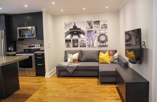 Stylish & Quiet 1-Bedroom | Fast Internet + Home Office + Free Parking