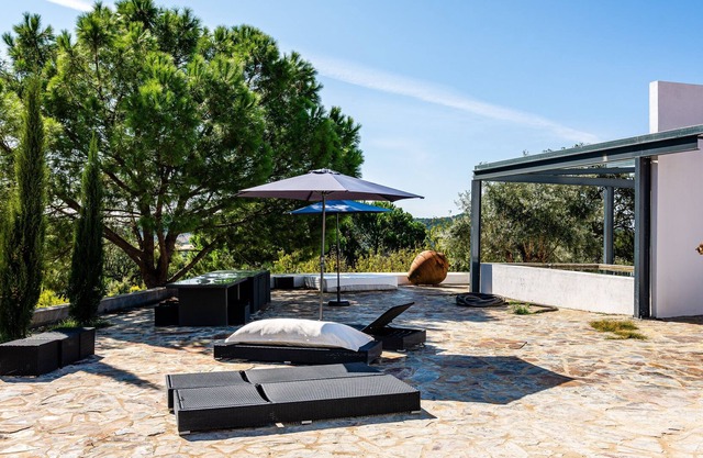 Stylish Rural Getaway in Alentejo