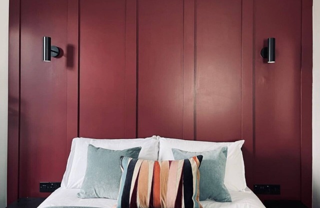 Stylish studio room, king, en-suite & kitchenette (room1)