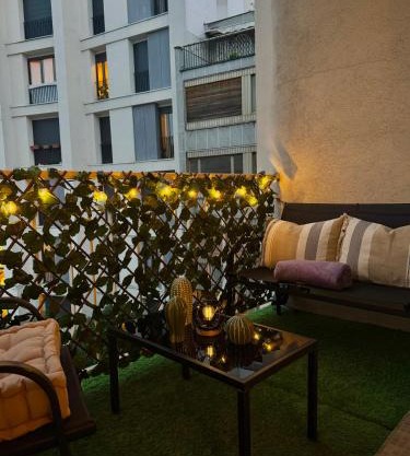 Stylish Studio w Balcony in 16th - Eiffel Tower