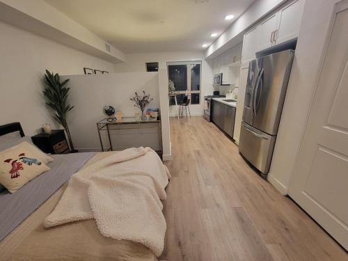 Stylish Studio with Parking, Near the Zoo, Airport, Downtown, Balboa Park