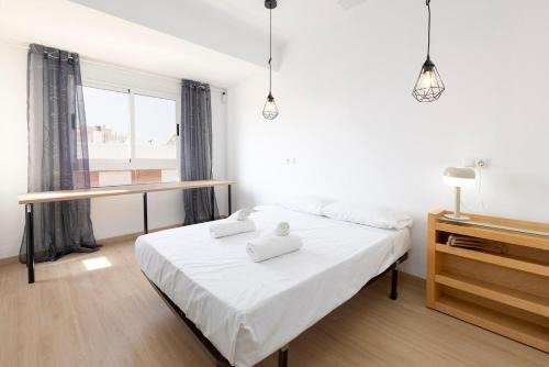 Stylish Two-Bedroom Flat in Burriana