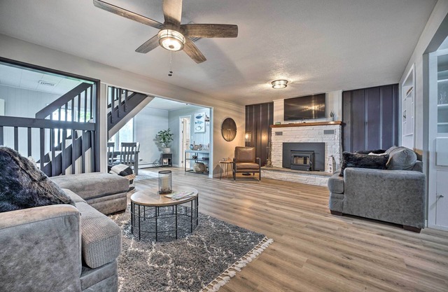 NEW! Stylish Warsaw Home w/ Fire Pit & Lake Access