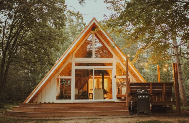 Stylle Hytte /\ Northern Cabin Retreat