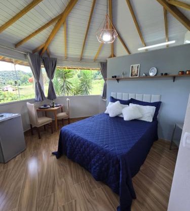 Suíte de Charme na Região de Pedra Azul