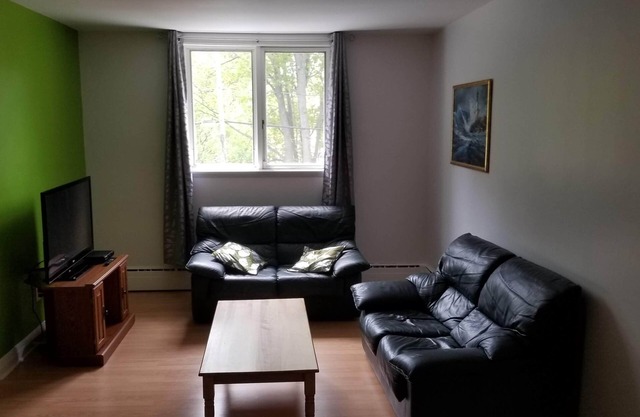 Hervorragende Wohnung sehr geräumig in der Innenstadt