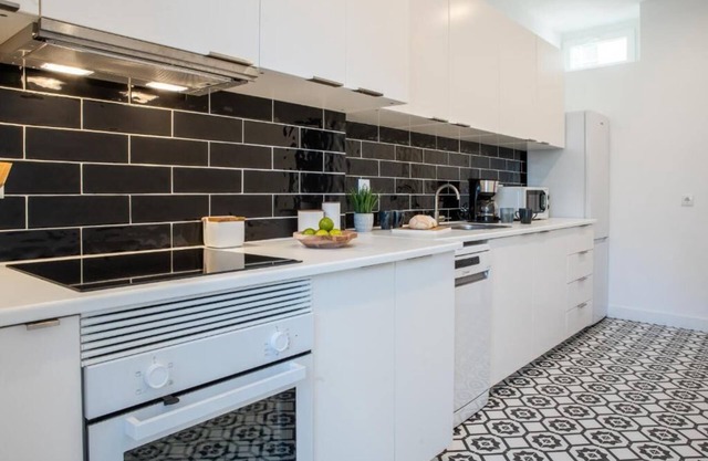 Succeed Campo Pequeno Suites