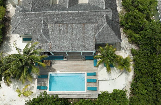 4 Schlafzimmer 4. 5 Badezimmer Haus mit Pool am Amazing Moriah Harbor