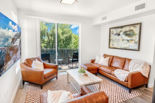 Sugarhouse! Mountain View 3BR, 2BA Gym, Parking