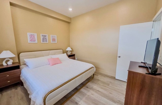 Suite 1 | Peach Street Inn