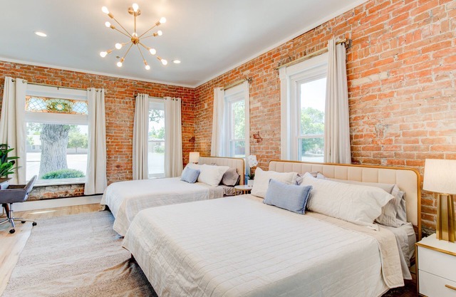 Suite 1 (Presidential Suite) | Historic Art City Inn