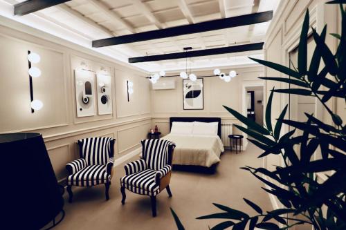 SUITE 38