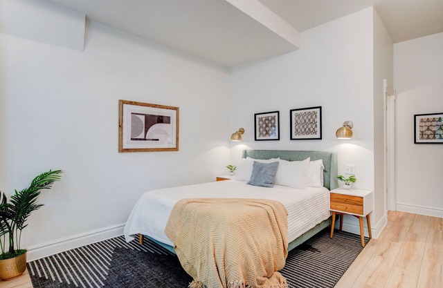 Suite 5 | Historic Art City Inn